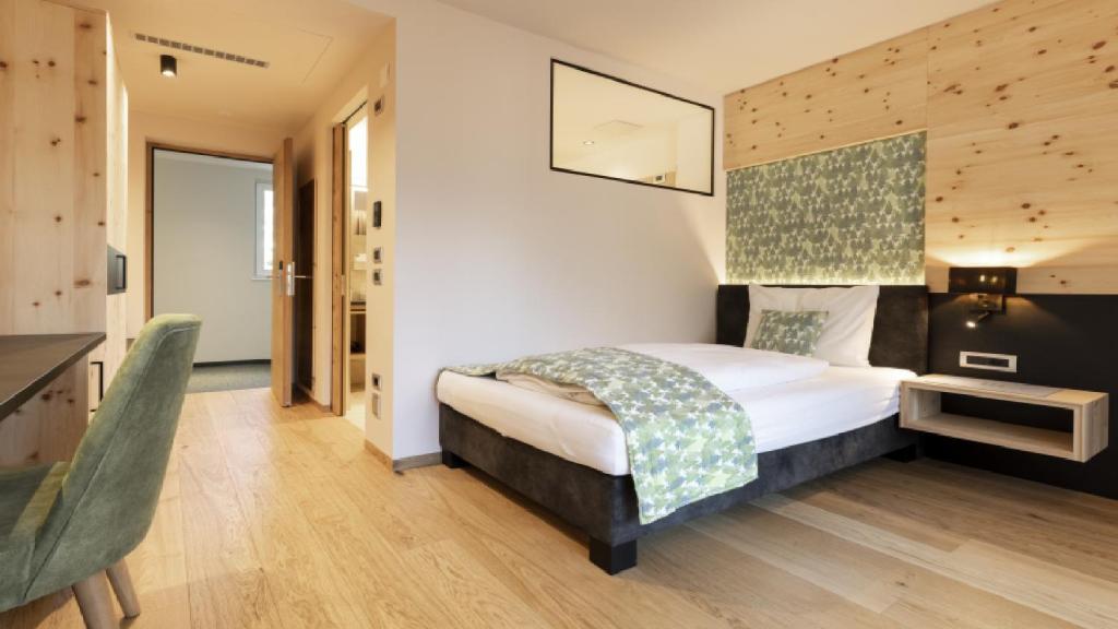 Postel nebo postele na pokoji v ubytování Cityhotel Goldener Adler B&B