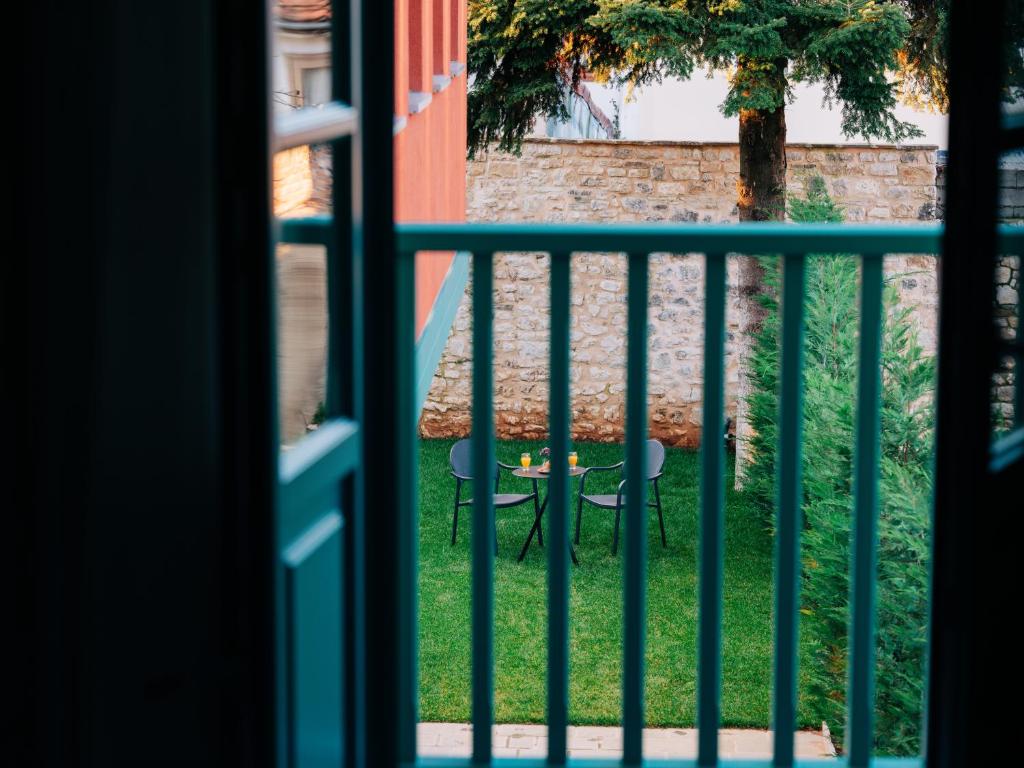 CASTRELLO Old Town Hospitality - 7