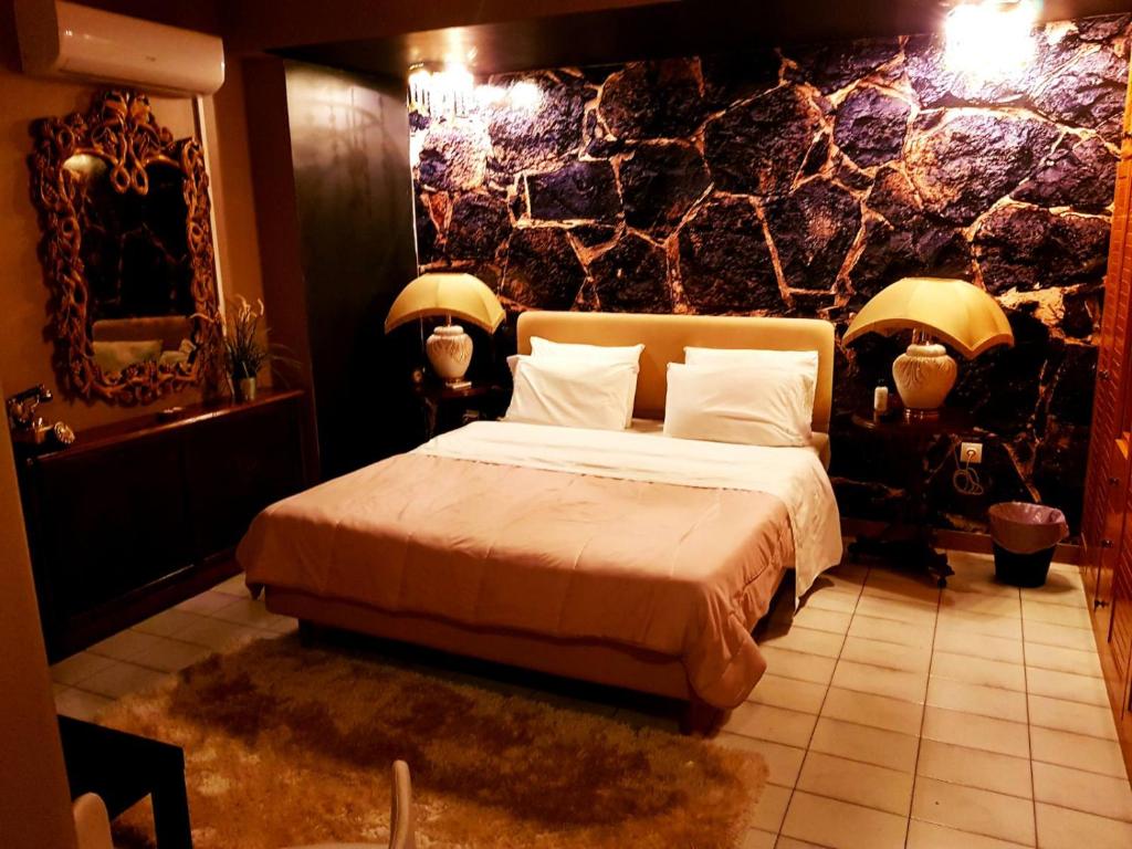 Postel nebo postele na pokoji v ubytování Kouro's private room!