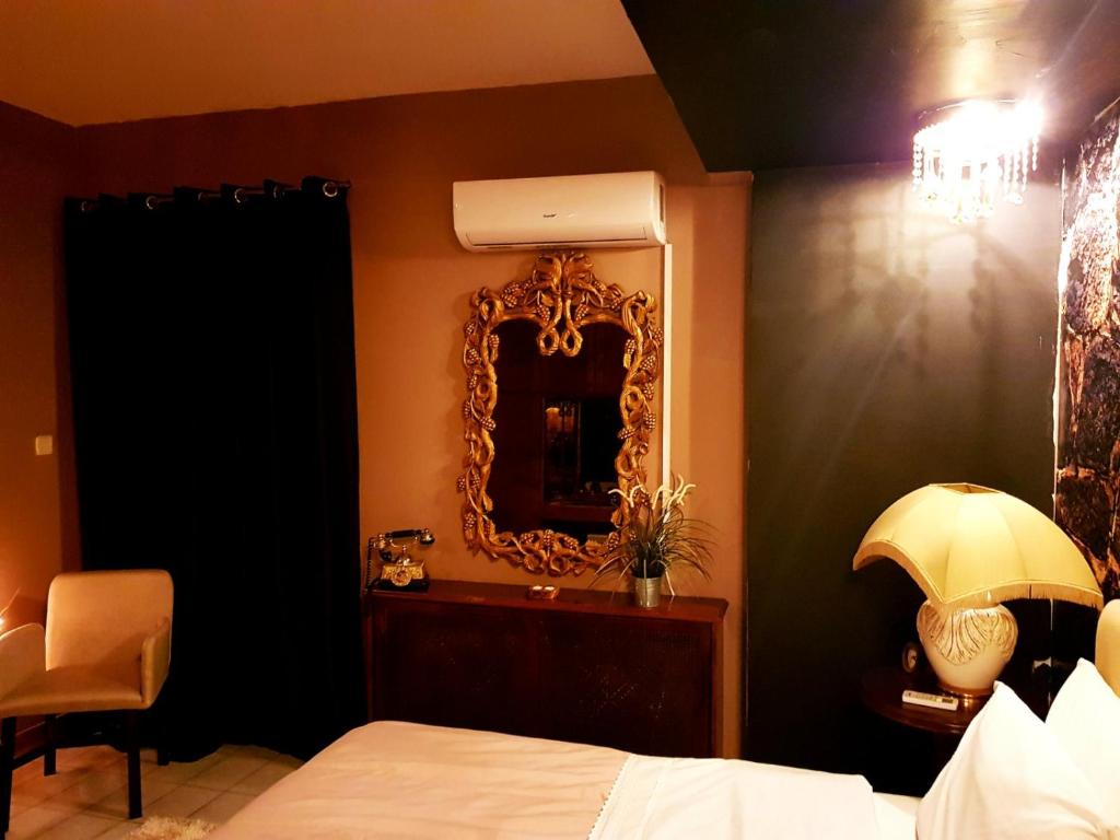 Postel nebo postele na pokoji v ubytování Kouro's private room!