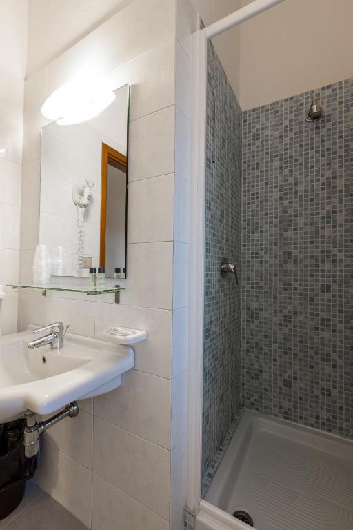Koupelna v ubytování Hotel Nuova Grosseto