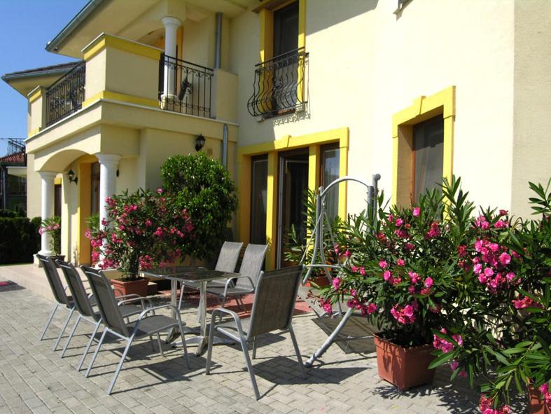 Budova, kde se aparthotel nachází