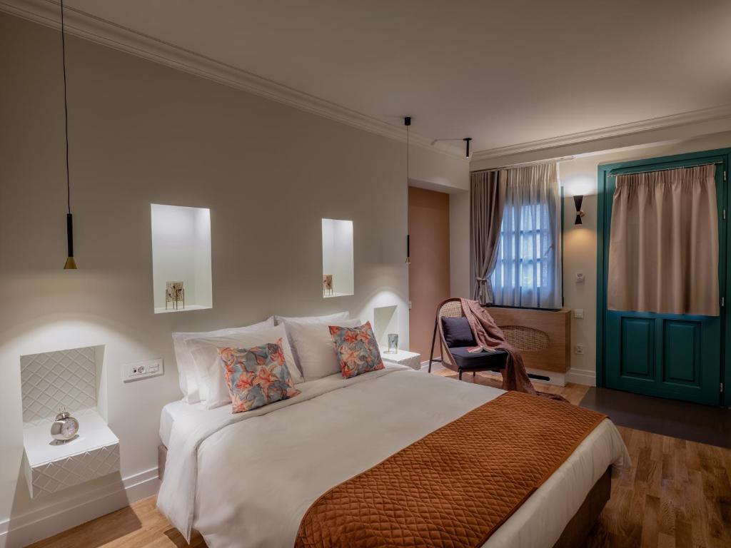 CASTRELLO Old Town Hospitality - 19