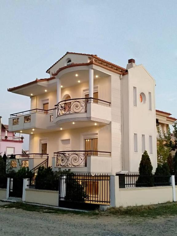 The building in which A villát is located
