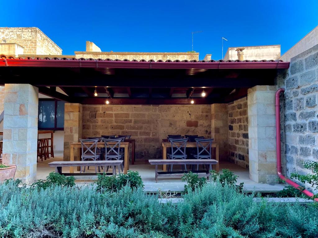 Palazzo de Carlo e il parco dei 7 pozzi - 16