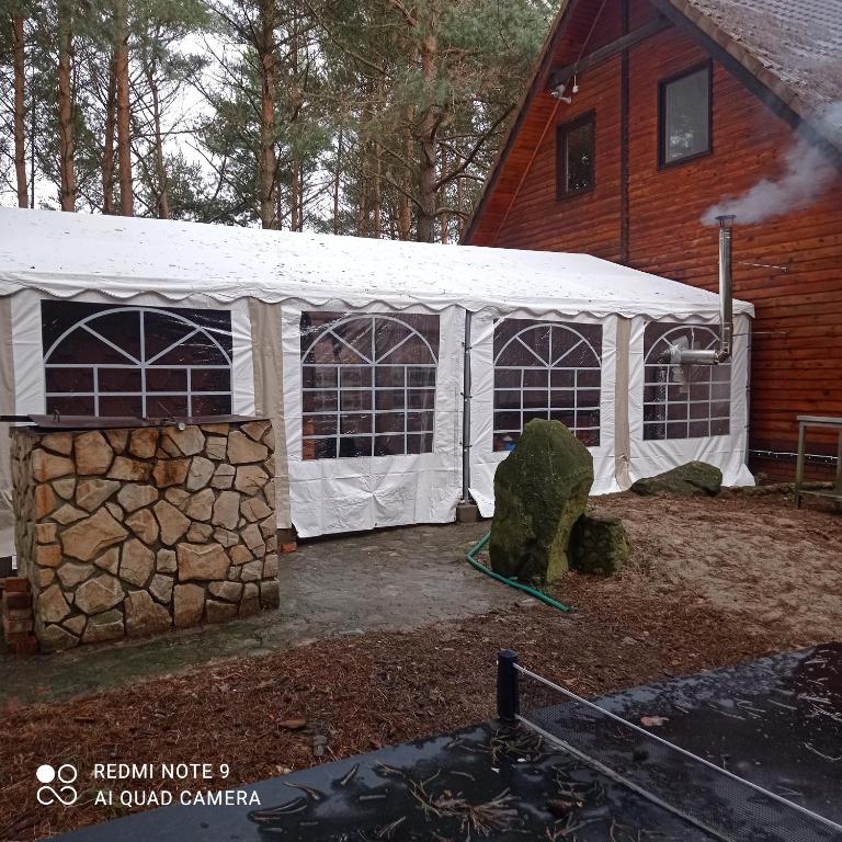 Zdjęcie z galerii obiektu Dom Parlinek agroturtstyka wędkowanie sauna jacuzzi w mieście Dąbrowa