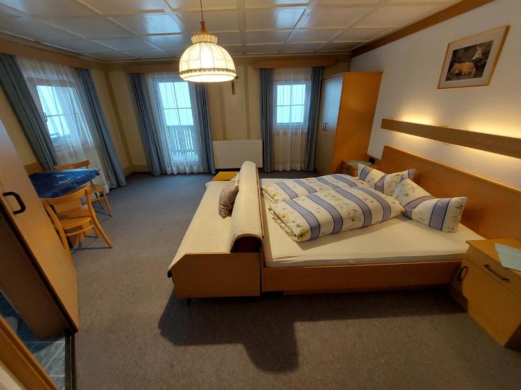 Postel nebo postele na pokoji v ubytování Ferienhaus Köck