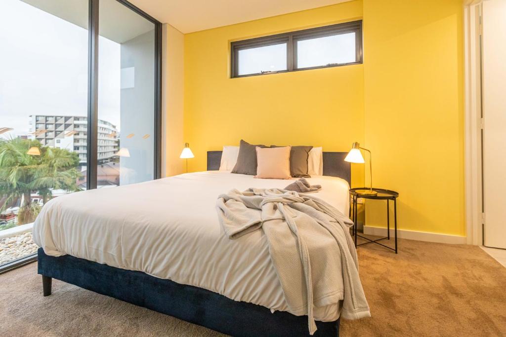 
Superior Three-Bedroom Apartment
