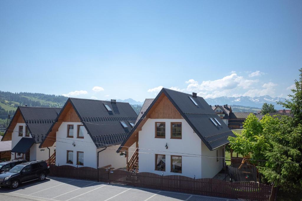 Výhľad na hory alebo výhľad na hory priamo z apartmánu