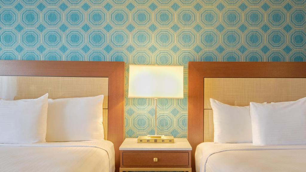 Tropicana Casino and Resort - South Ocean View Deluxe Room 2 Queen Niet-roken