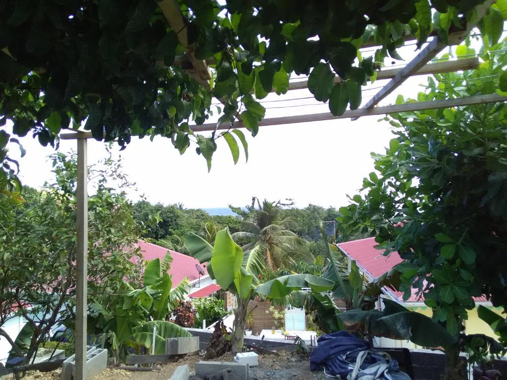 Zahrada ubytování Maison chaleureuse avec vue sur mer