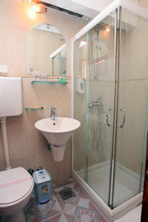 Koupelna v ubytování Hotel Radmilovac