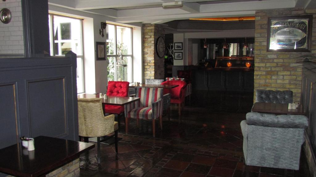 Istumisnurk majutusasutuses Anner Hotel