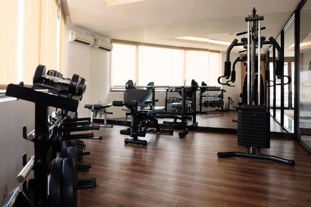Fitness centrum a/nebo fitness zařízení v ubytování Santika Premiere Bintaro