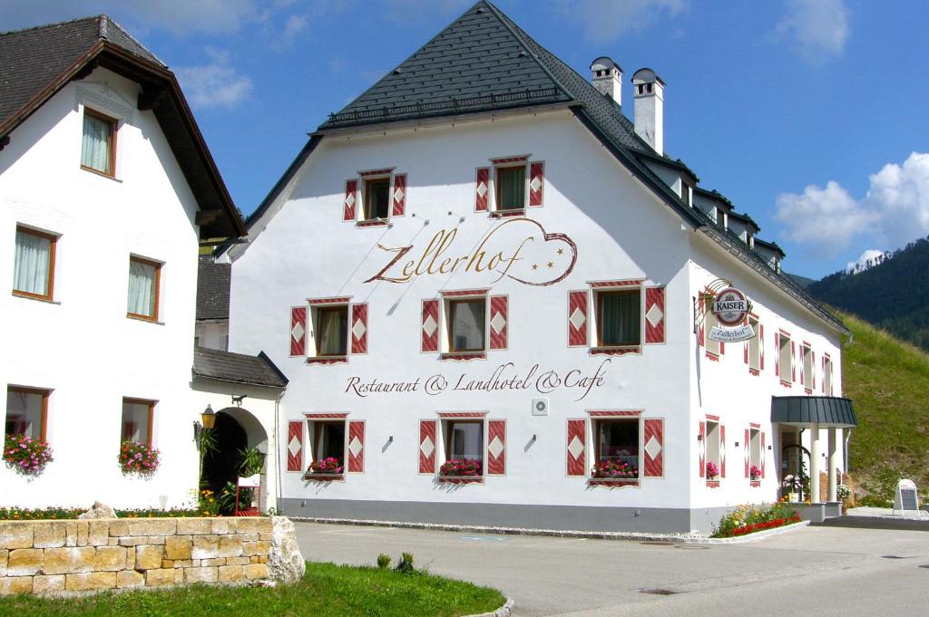 Gallery image of Landhotel Zellerhof in Lunz am See
