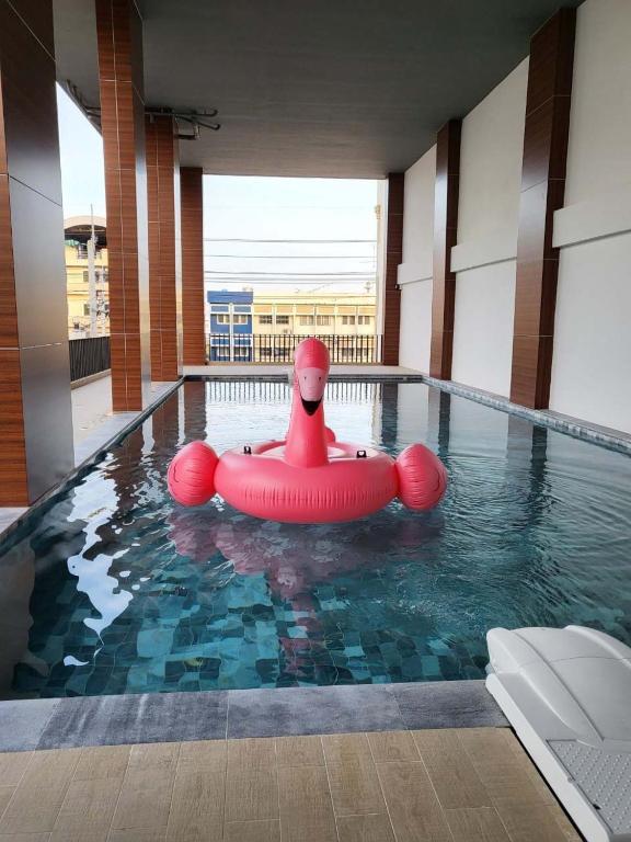 Bazén v ubytování S3 Huahin Hotel nebo v jeho okolí
