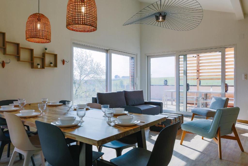 La Maison Devant La Prairie de 4 à 40 personnes - Huis Met Twee Slaapkamers