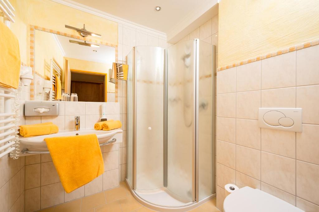 Hotel Astrid - Ski In - Ski Out - 1