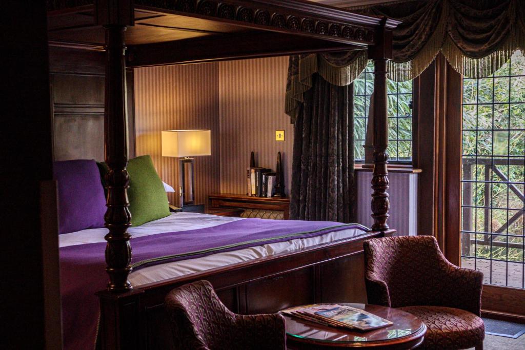 Langshott Manor - Luxury Hotel Gatwick - 