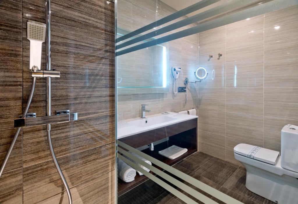 Tropic Park - Habitación Triple Premium