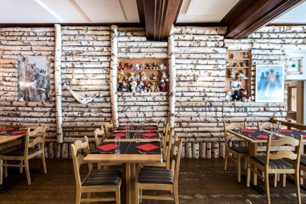 Restaurace v ubytování Hôtel du Glacier