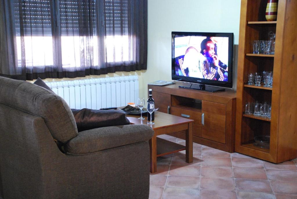 TV a/nebo společenská místnost v ubytování Casa Rural Tablas de Daimiel
