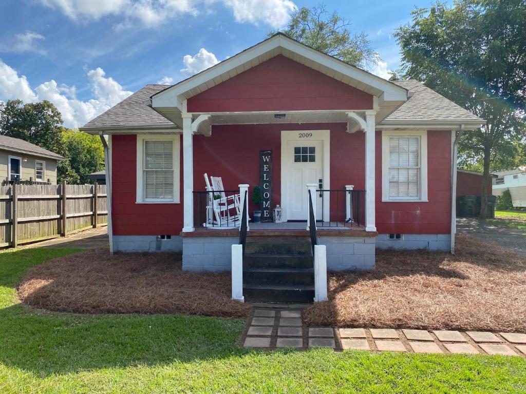 Crimson Cottage, Tuscaloosa, AL