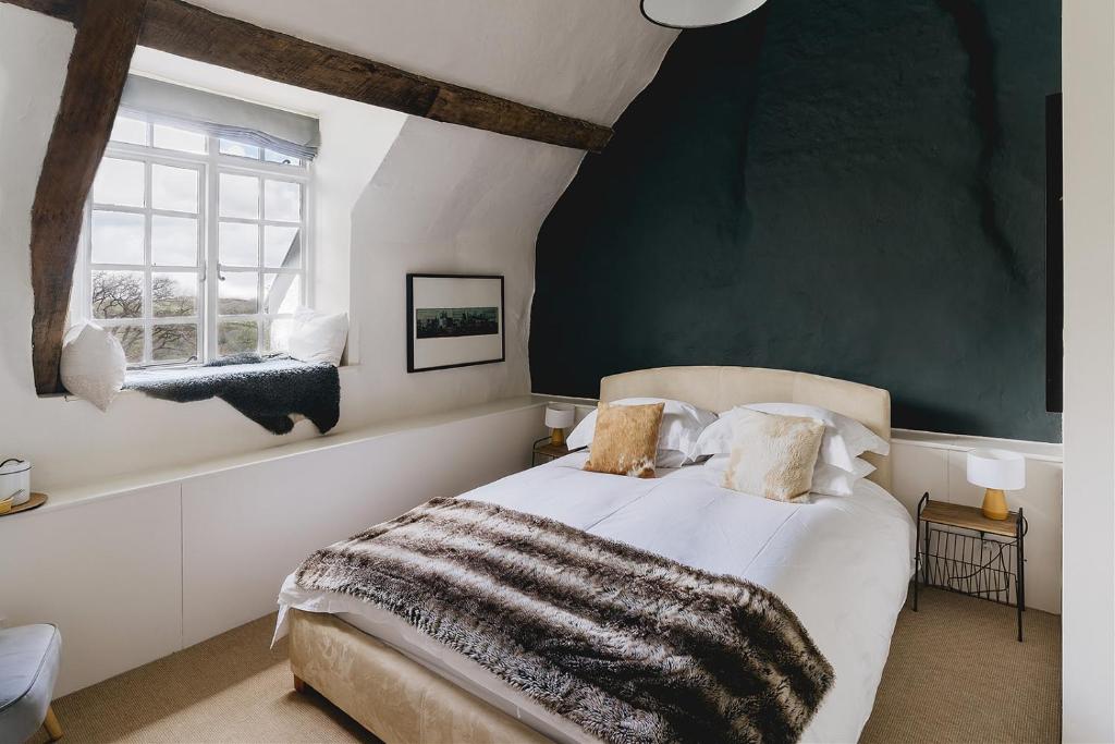 
King Room with Garden View
