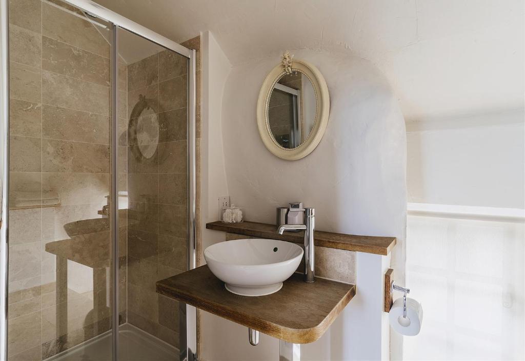 Weeke Barton - Resim 23