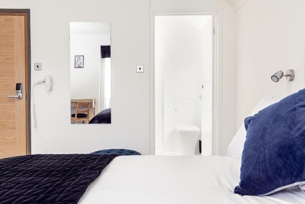 Cambridge House Hotel - Resim 18