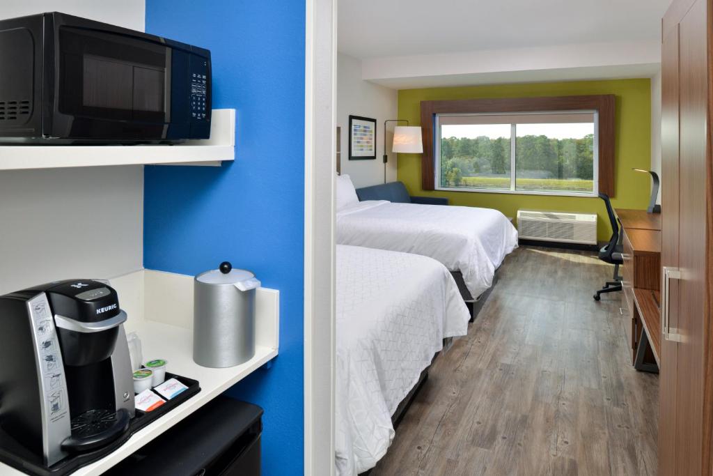 Holiday Inn Express Orlando - South Park by IHG photo
