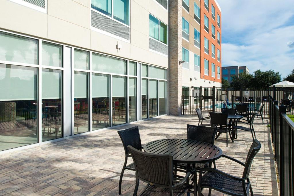 Holiday Inn Express Orlando - South Park by IHG photo