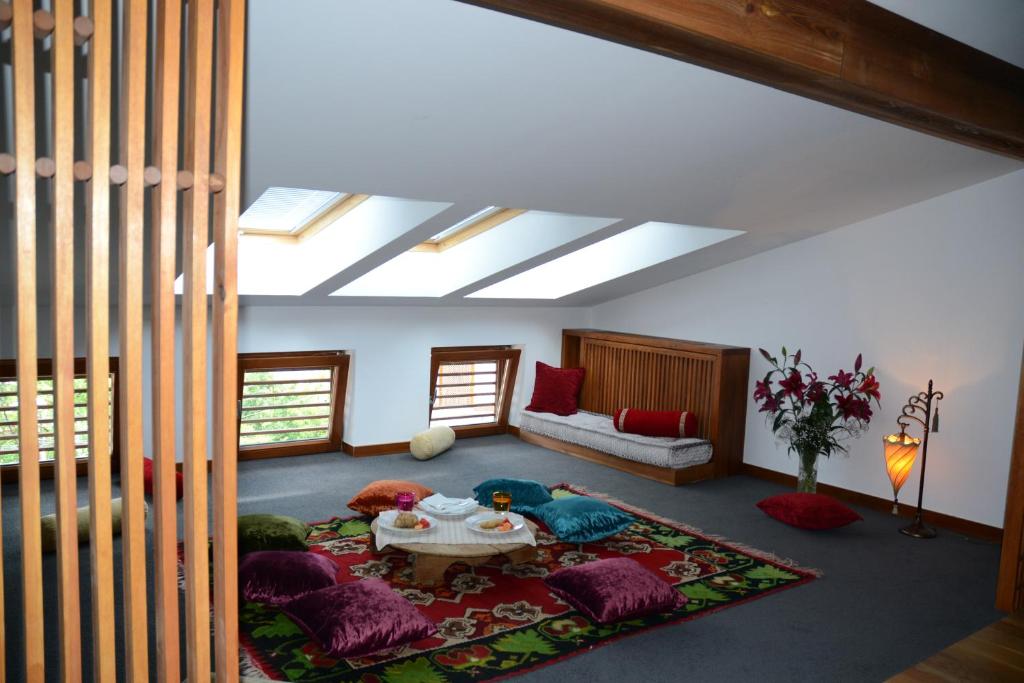 Postel nebo postele na pokoji v ubytování Rooms Kibe Mahala