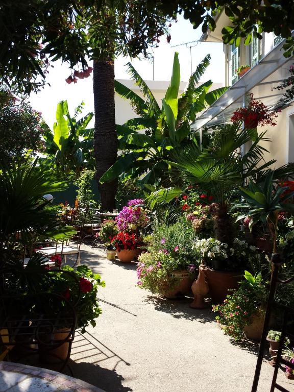 Logis Hôtel Villa Victorine - Resim 19