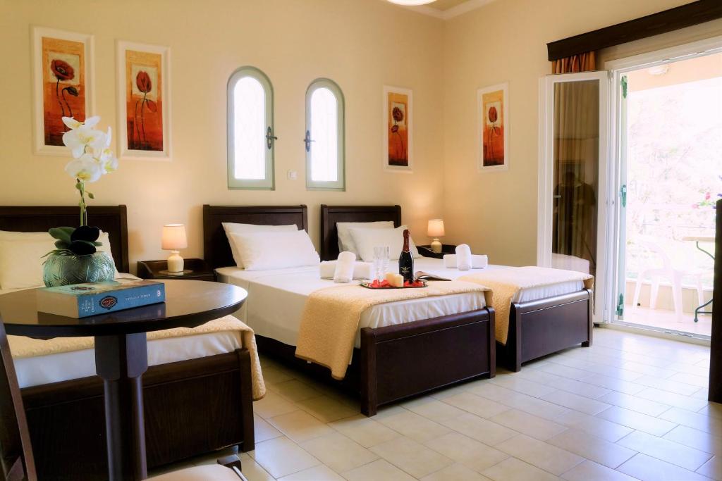 Postel nebo postele na pokoji v ubytování Molfetta Beach Hotel 