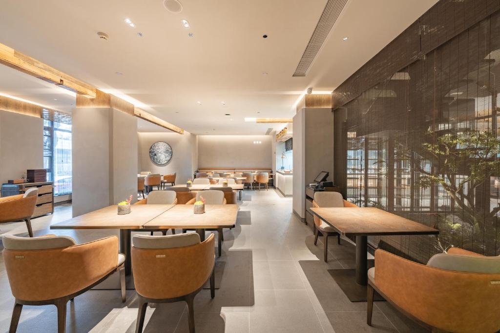Posezení v ubytování Holiday Inn Express Shanghai Expo Centre by IHG