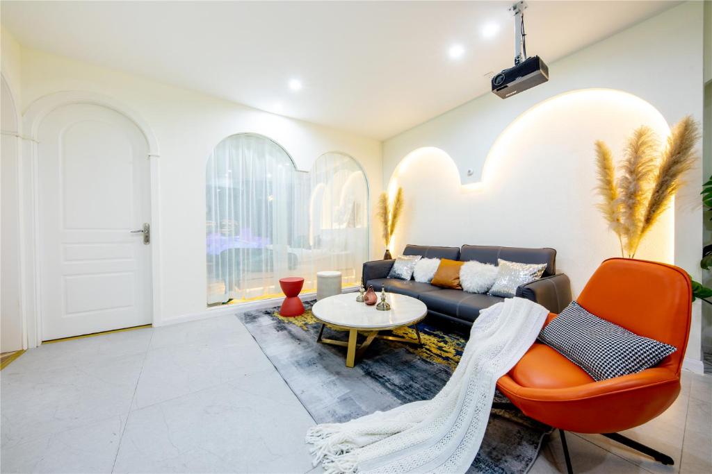 Posezení v ubytování Baihong Riverview Apartment-Hongya Cave