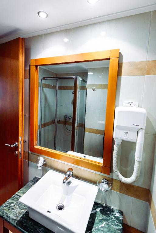 Athens Mirabello - Resim 42