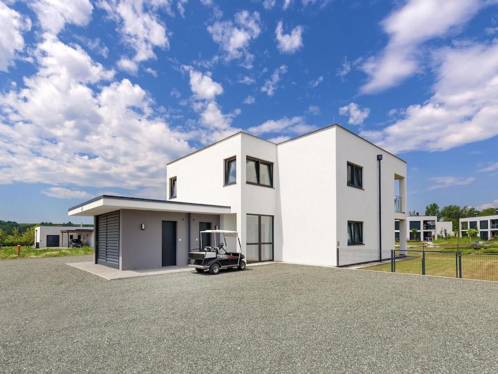 Budynek, w którym mieści się apartament