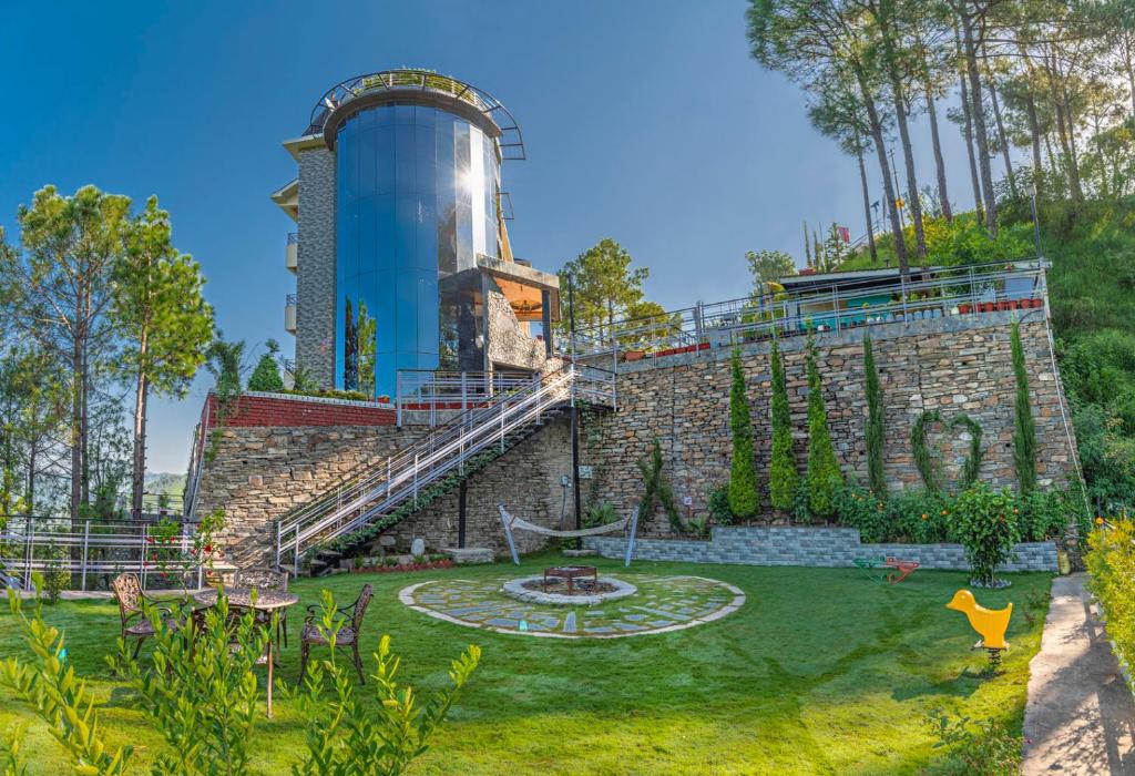 Zahrada ubytování Kanishka Retreat Resort Chail