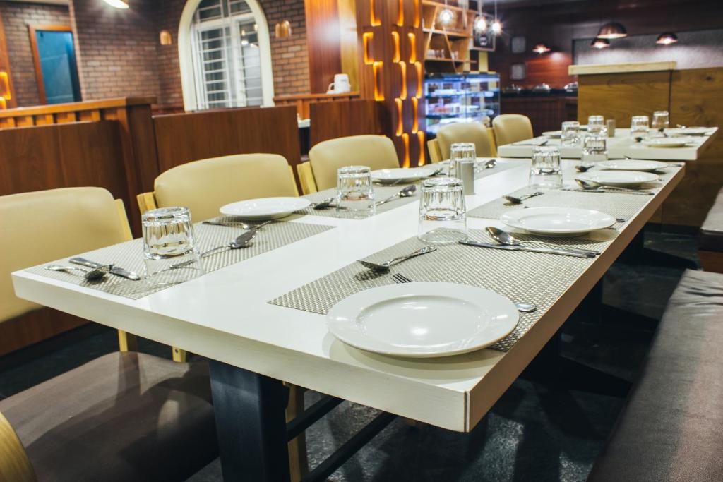 Restaurace v ubytování Ambaari hotel