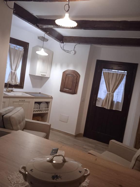 Antica Fonni - Casa De Una Habitación