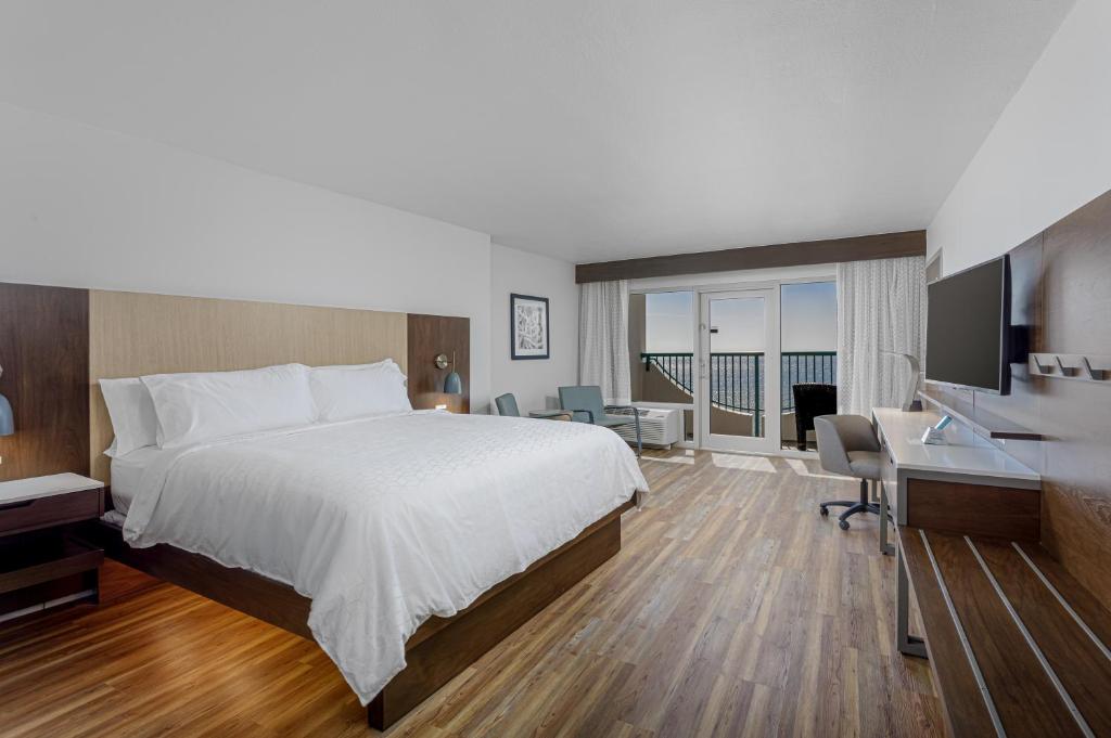 Holiday Inn Express Pensacola Beach by IHG photo