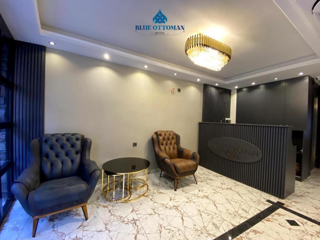 A seating area at Hotel Blue Ottoman