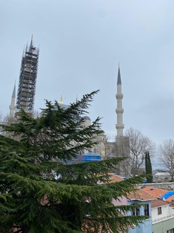 A general view of Isztambul or a view of the city taken from a szállodákat