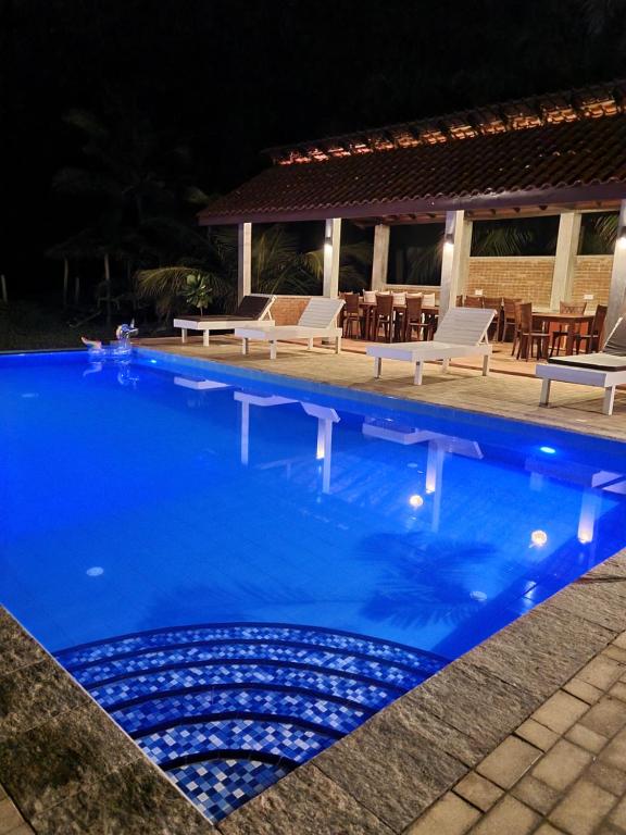 Bazén v ubytování Wellé Wadiya Beach Villa nebo v jeho okolí
