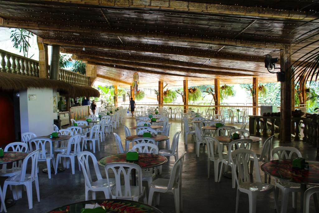 Restaurace v ubytování Rio Escondido