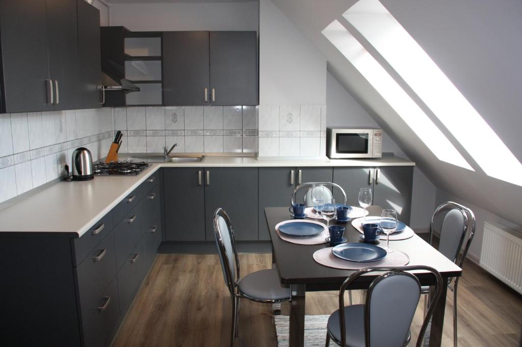 Kuchyňa alebo kuchynka v ubytovaní Apartament Karpacz Walk&Ski