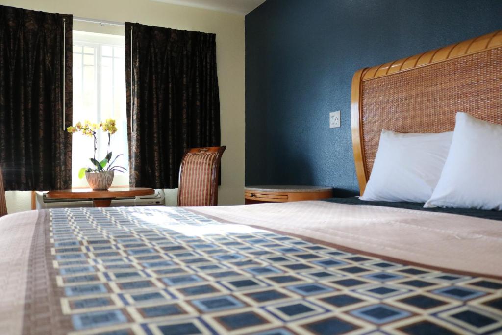 Valli Hi Motel photo