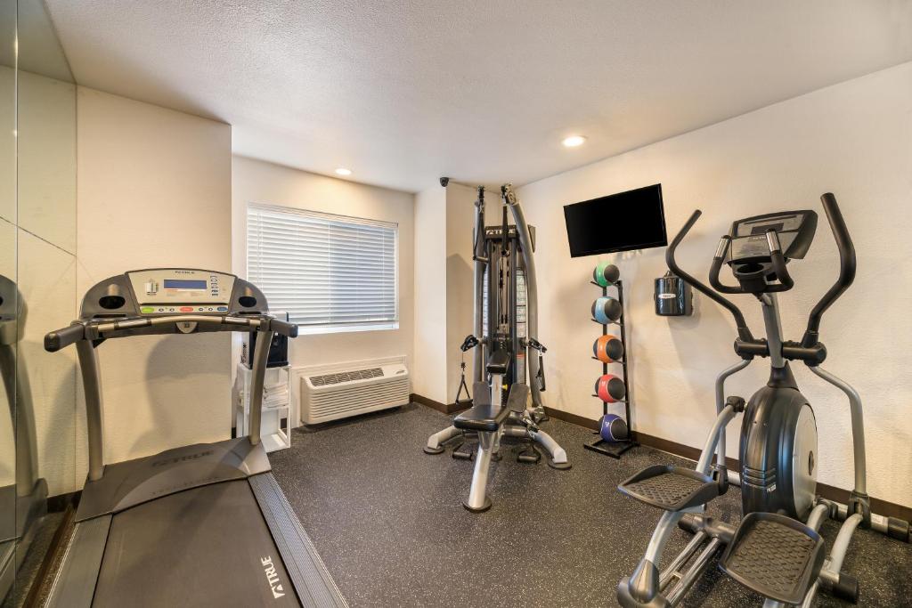 Fitness centrum a/nebo fitness zařízení v ubytování Quality Inn & Suites near NAS Fallon